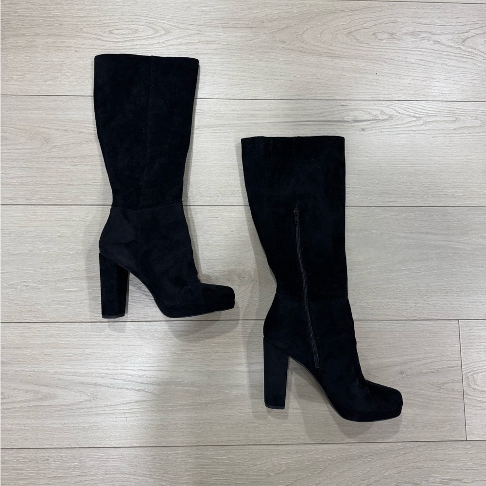 Charles by Charles David Black Suede Knee-High Round-Toe High Heel Boots - Picture 2 of 7